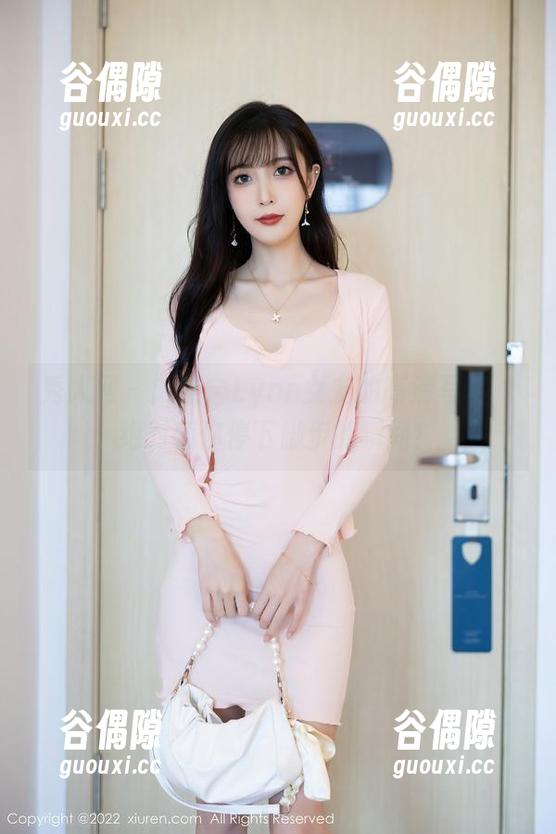 秀人网 - 刘奕宁Lynn女友的高清写真，绝对值你停下脚步的瞬间！