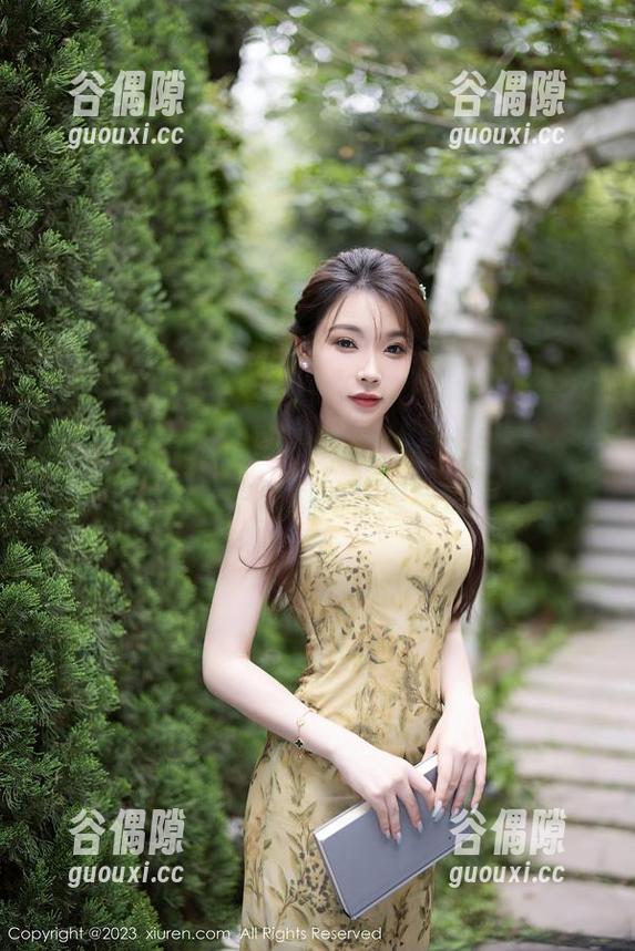 秀人网-林悠悠 秀人网 - 别眨眼!林悠悠的护士服私拍,原图中隐藏的性感秘密