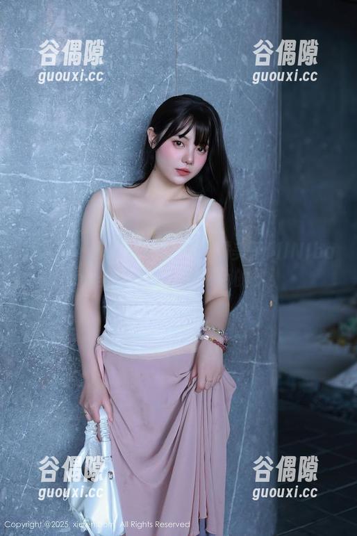 秀人网 - 免费图册上线：糯美子MINIbabe圣诞特辑，糖果色的梦！