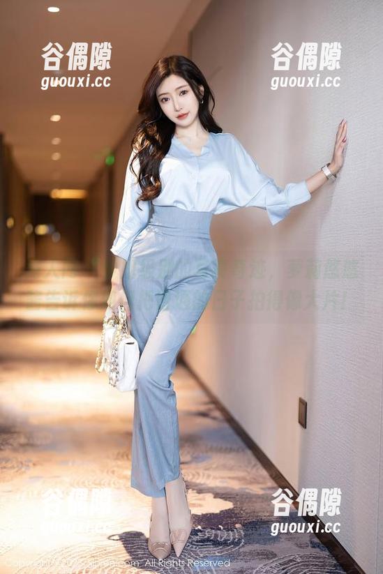 秀人网 - 学姐级别的写真奇迹，萝莉悠悠酱告诉你如何把普通的日子拍得像大片！