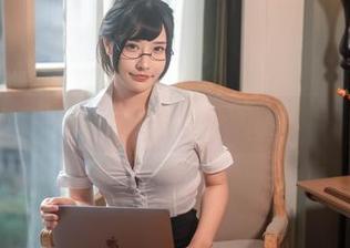 糖果果Candy的学姐写真：图片合集，来一口就上瘾！