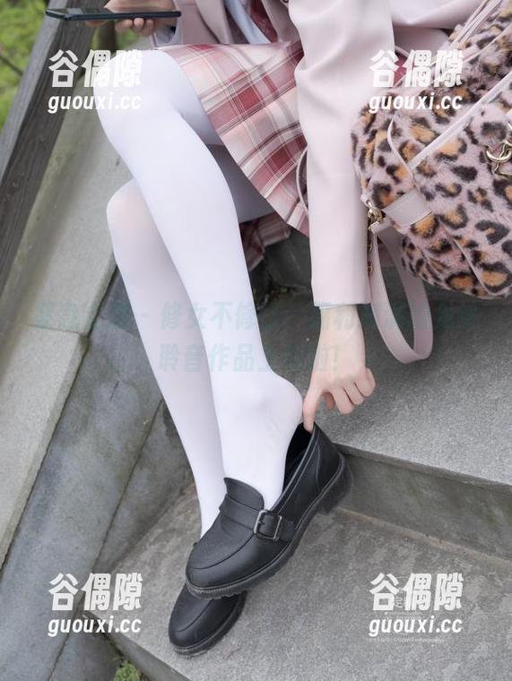 紧急企划 - 修女不修行，福利满满的龙崎聆音作品上线啦！