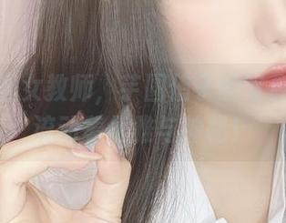 致敬黑丝女教师，芋圆侑子的写真图包，流动着优雅与神秘！