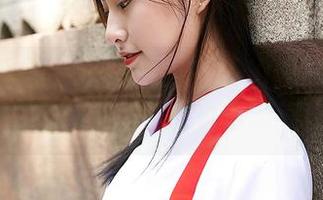 蜜桃社 – 萌美Moemi直播豹纹私拍：抓拍那些不为人知的小瞬间！