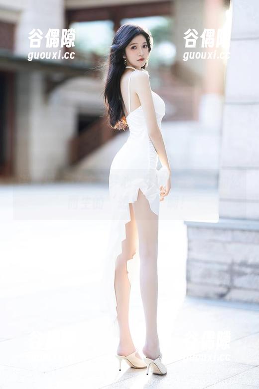 语画界 - 这才是梦心玥女神的全套，油然而生的‘想拥有’啊！