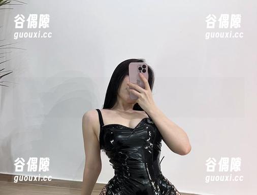 微密圈 - 运动内衣大揭秘！最新铁锤姐姐写真，让你目瞪口呆！