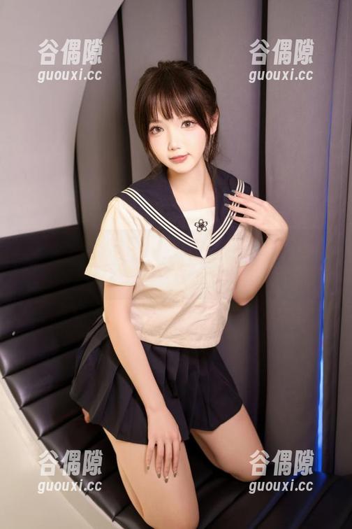 雪晴Astra 小女仆一瞥,雪晴Astra原图让我停不下来,壁纸界的新宠儿到手!