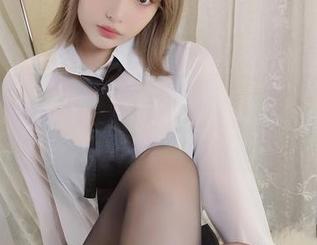雯妹不讲道理猫娘写真资源：体会一下免费也能如此撩人。