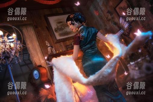 在无圣光的晴空下，露儿大魔王的泳装美图热浪袭来！