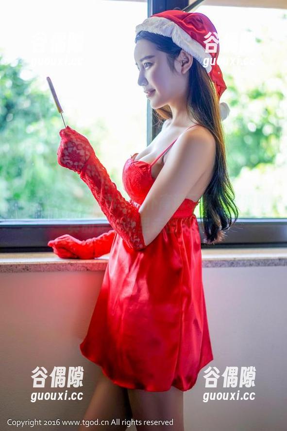 青豆客 - 娜依灵儿女仆高清写真，难道她真的是从梦里走出来的？