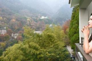 青豆客 – 私拍小技巧：尤美Yumi的苏梅岛旅行罩门（图片实录）