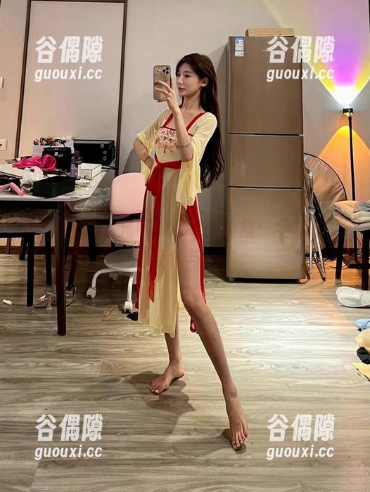微密圈 - 黎允熙baby小合集：全套背后的轻松与随性